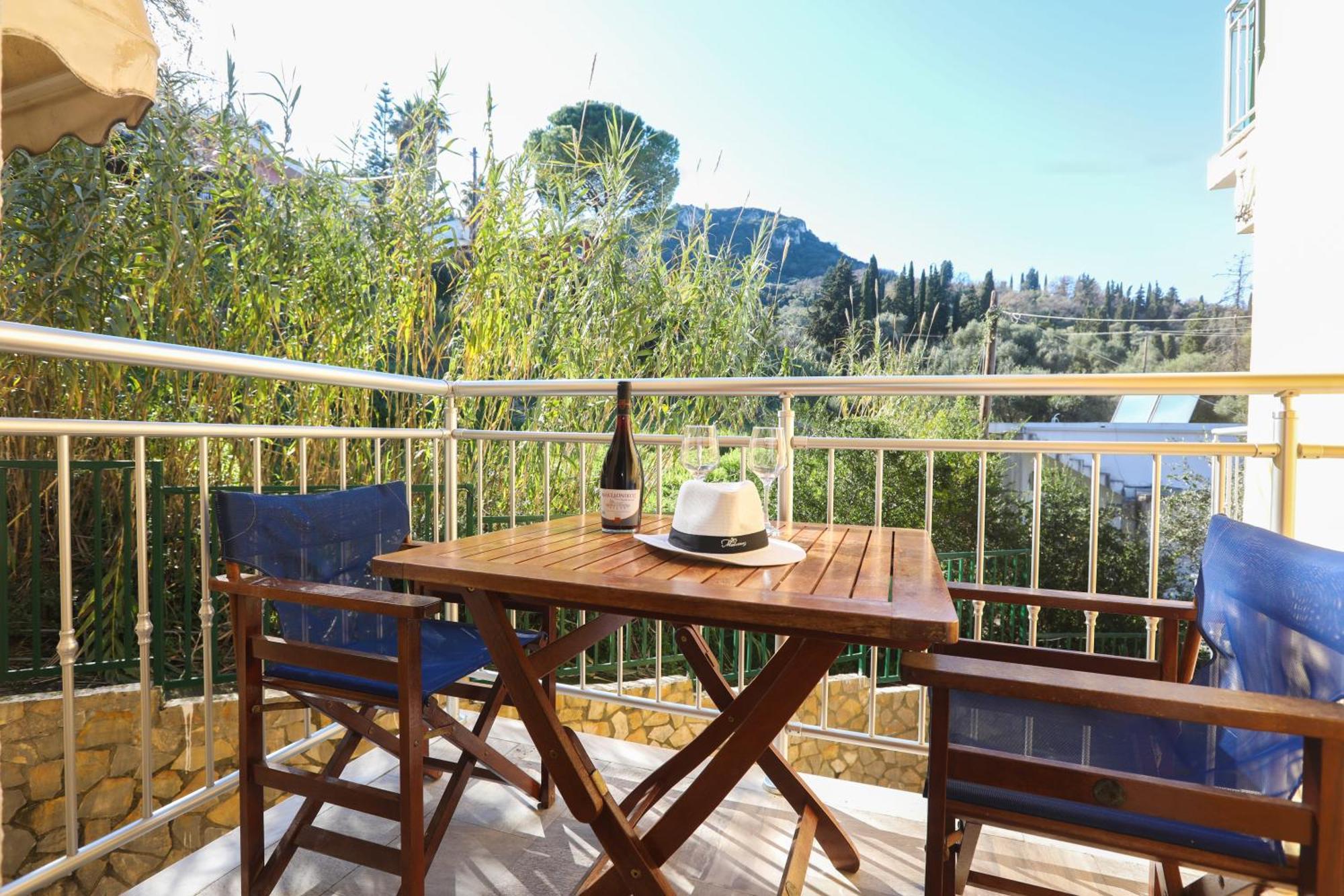 Corfu Hotel Apartments ベニテス エクステリア 写真